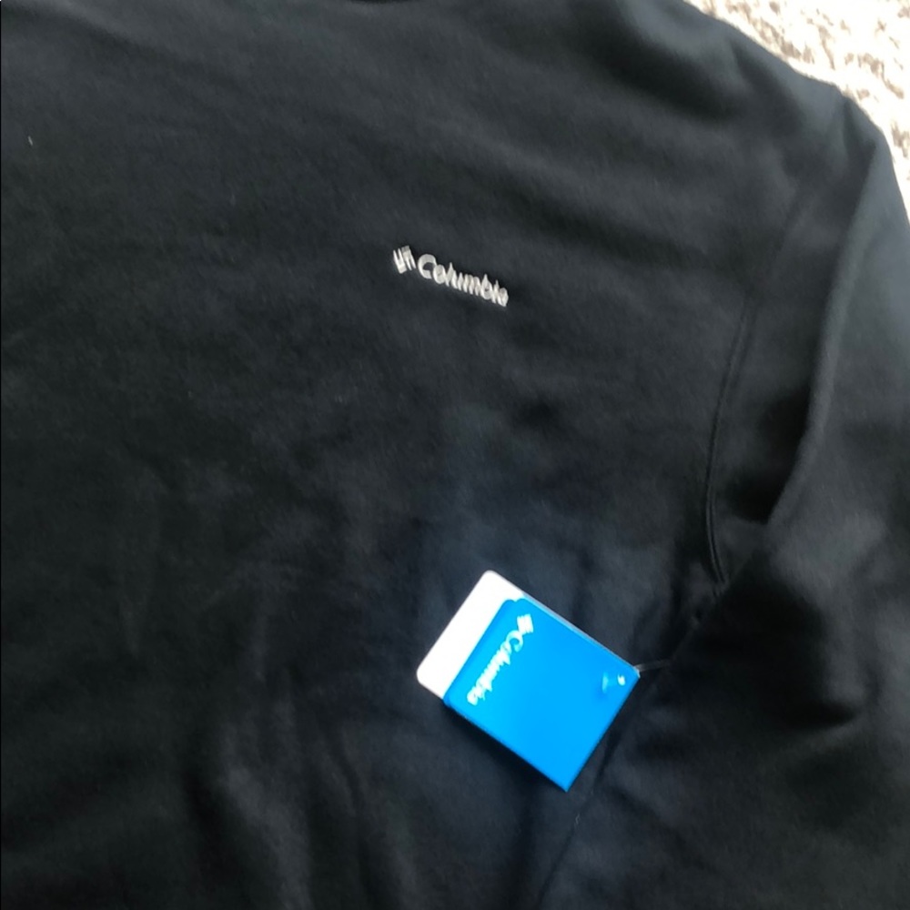Columbia pull over sweater🔥🔥 - Picture 3 of 4